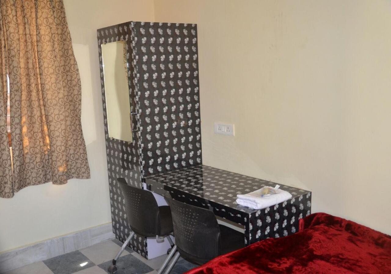 Hotel Vaibhav Raxaul 部屋 写真